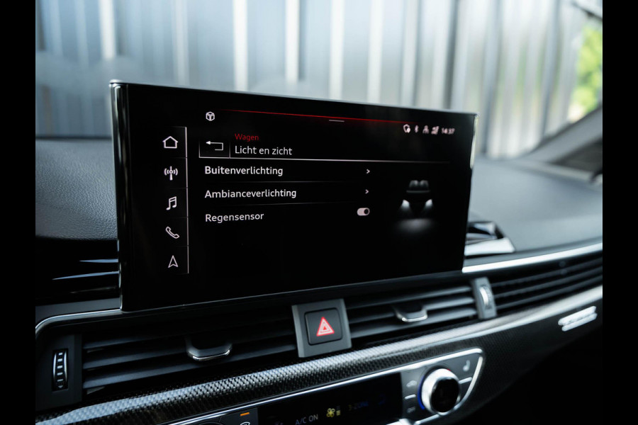 Audi A4 Avant 45 TFSI quattro edition one | B&O 3D Sound | Panorama dak | Matrix led | S Sports Seats | Head-up | Carbon inleg