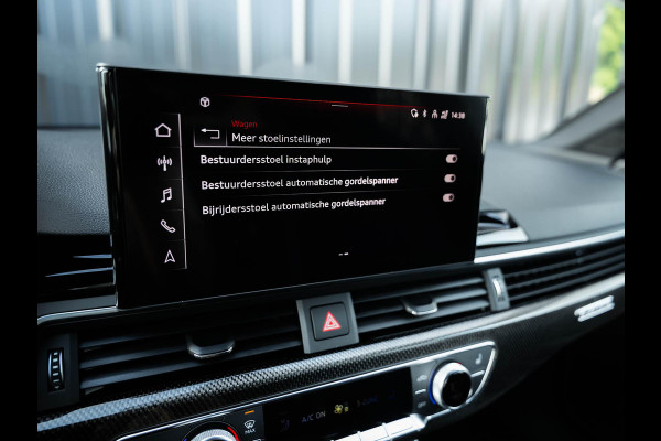 Audi A4 Avant 45 TFSI quattro edition one | B&O 3D Sound | Panorama dak | Matrix led | S Sports Seats | Head-up | Carbon inleg