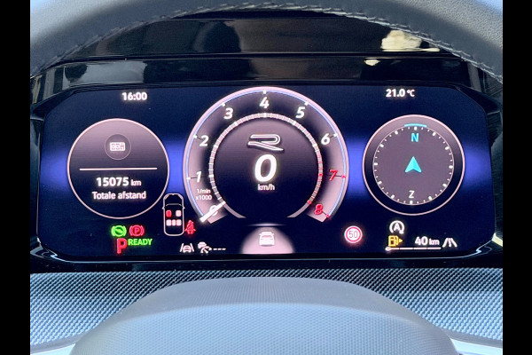 Volkswagen Golf 1.5 eTSI R-Line Edition Pano/H&K/360/HuD