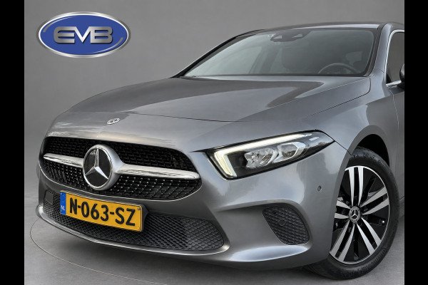 Mercedes-Benz A-Klasse 250 e Business Solution Luxury Limited, lederen sportint. Sfeerverlichting, camera, 1 e eigenaar, NL auto