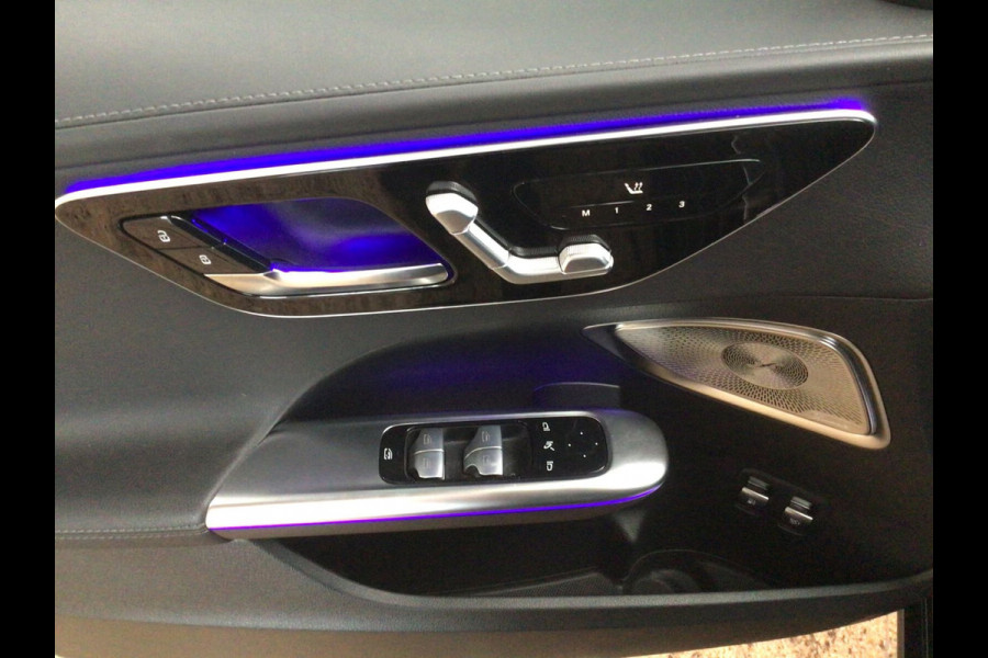 Mercedes-Benz C-Klasse 300e AVANTGARDE ** LED, MEMORY, TREKH, ACC, HuD, WINTERPACK, 18-inch LMV, KEYLESS ** Ex MB-AG - UNFALLFREI ** ** INFORMEER OOK NAAR ONZE AANTREKKELIJKE FINANCIAL-LEASE TARIEVEN **