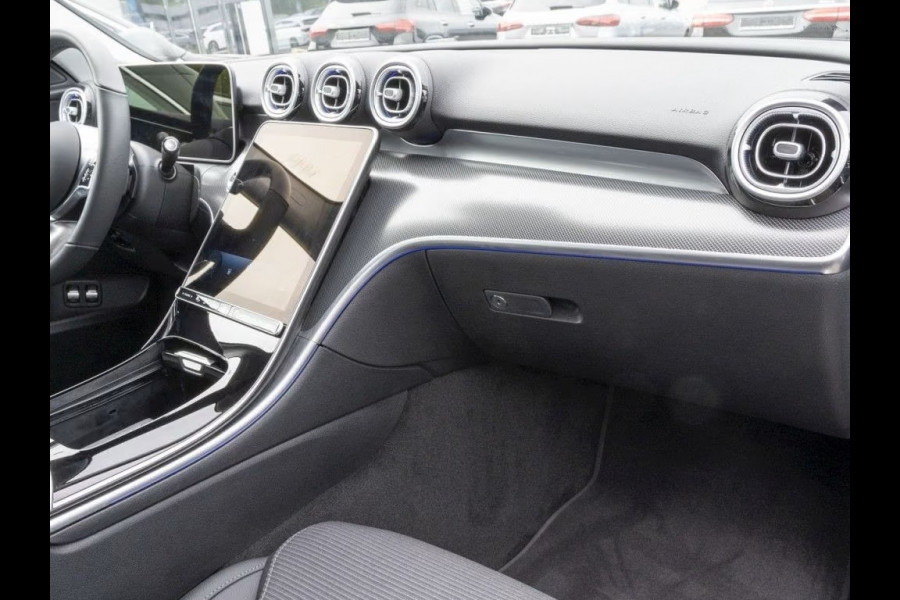 Mercedes-Benz C-Klasse 300e AVANTGARDE ** HIGH LED, MEMORY, 18-inch LMV, WINTERPACK, CAMERA, ** Ex MB-AG - UNFALLFREI ** ** INFORMEER OOK NAAR ONZE AANTREKKELIJKE FINANCIAL-LEASE TARIEVEN **