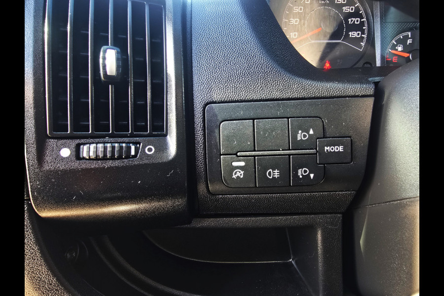 Peugeot Boxer 435 2.2 BlueHDi L4H3 - 165 Pk - Euro 6 - ParkeerCamera - Airco - Cruise Control