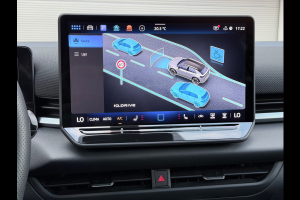 Volkswagen T-Roc 1.5 eTSI R-Line Pano/360/HuD/Sfeer