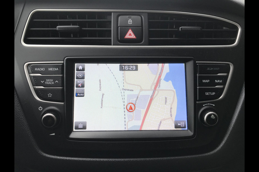 Hyundai i20 1.0 Comfort Navi Camera Cruise 100PK