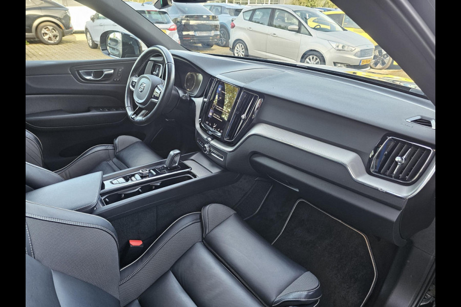 Volvo XC60 2.0 Recharge T8 AWD Inscription Leder | Blind spot | Adaptive cruise | 360 Camera | Wegklapbare trekhaak | Zéér compleet en netjes!