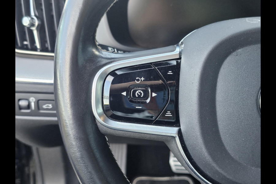 Volvo XC60 2.0 Recharge T8 AWD Inscription Leder | Blind spot | Adaptive cruise | 360 Camera | Wegklapbare trekhaak | Zéér compleet en netjes!