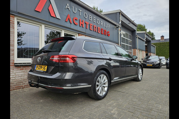 Volkswagen Passat Variant 1.5 TSI Highline Business R Trekhaak! Automaat! Camera! Carplay! Mooie/Nette Auto!