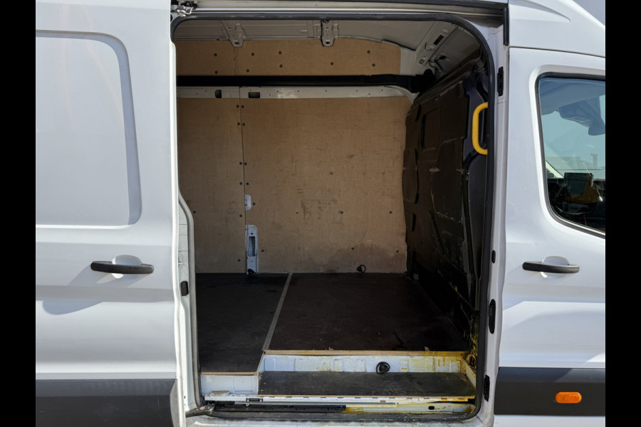 Ford E-Transit 68kWh 184PK L4H3 316km WLTP BEV Snelladen Carplay Climate control Parkeersensoren v+a Stoelverwarming