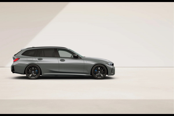 BMW 3 Serie Touring M340i xDrive - Pano - Head-up - Memoryzetels - Adaptief Onderstel