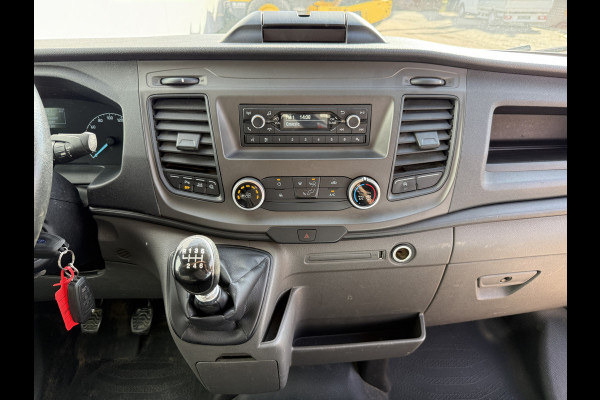 Ford Transit 2.0 TDCI 165PK L2H2 Airco Cruise Control Bluetooth Parkeersensoren voor achter