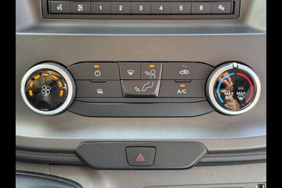 Ford Transit 2.0 TDCI 165PK L2H2 Airco Cruise Control Bluetooth Parkeersensoren voor achter