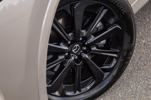 Mazda CX-60 2.5 e-SkyActiv PHEV Homura CAMERA / STOELVERWARMING + KOELING / CARPLAY / ADAPTIVE CRUISE