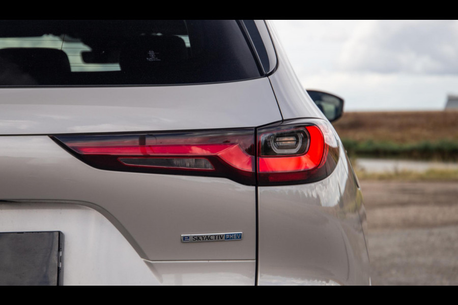 Mazda CX-60 2.5 e-SkyActiv PHEV Homura CAMERA / STOELVERWARMING + KOELING / CARPLAY / ADAPTIVE CRUISE