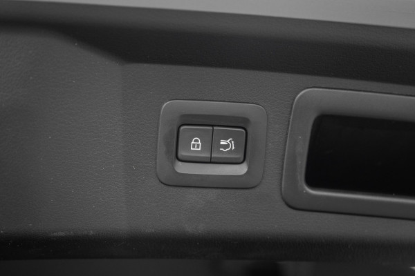 Mazda CX-60 2.5 e-SkyActiv PHEV Homura CAMERA / STOELVERWARMING + KOELING / CARPLAY / ADAPTIVE CRUISE