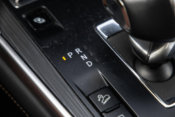 Mazda CX-60 2.5 e-SkyActiv PHEV Homura CAMERA / STOELVERWARMING + KOELING / CARPLAY / ADAPTIVE CRUISE