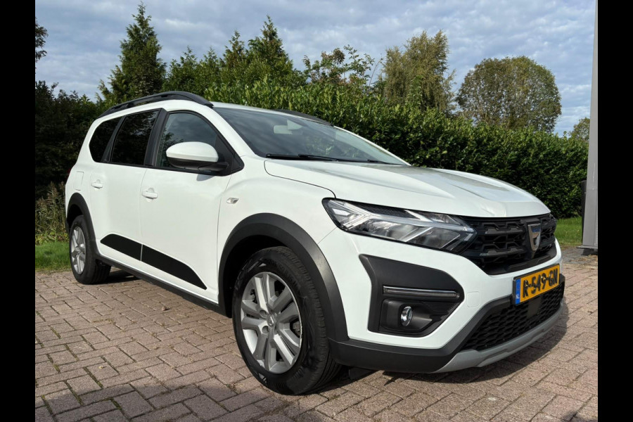 Dacia Jogger 1.0 TCe 110 Expression 5p. 110PK | Airco | Cruise | Parkeersensoren | DAB+ Radio