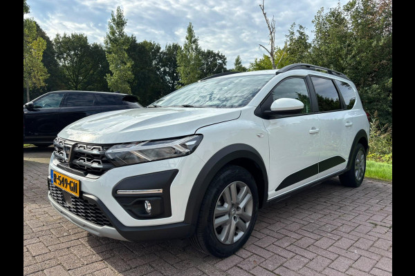 Dacia Jogger 1.0 TCe 110 Expression 5p. 110PK | Airco | Cruise | Parkeersensoren | DAB+ Radio