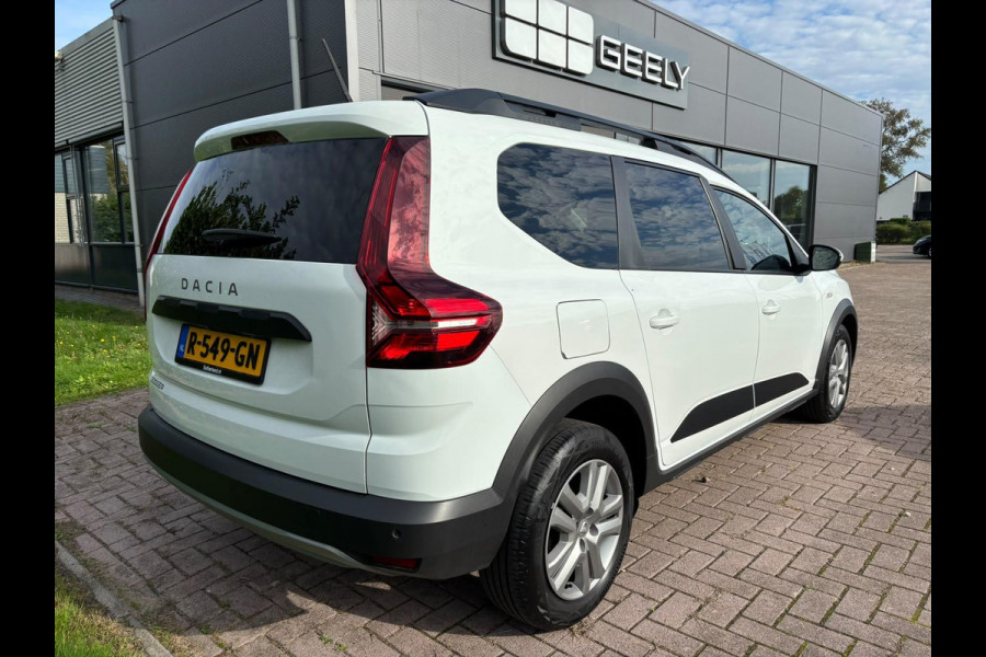 Dacia Jogger 1.0 TCe 110 Expression 5p. 110PK | Airco | Cruise | Parkeersensoren | DAB+ Radio