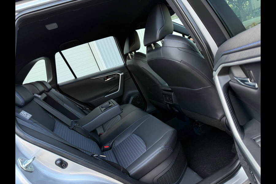 Toyota RAV4 2.5 Hybrid AWD DYNAMIC 2023 FACE+ AUT LEDER ACC LUXE NAP