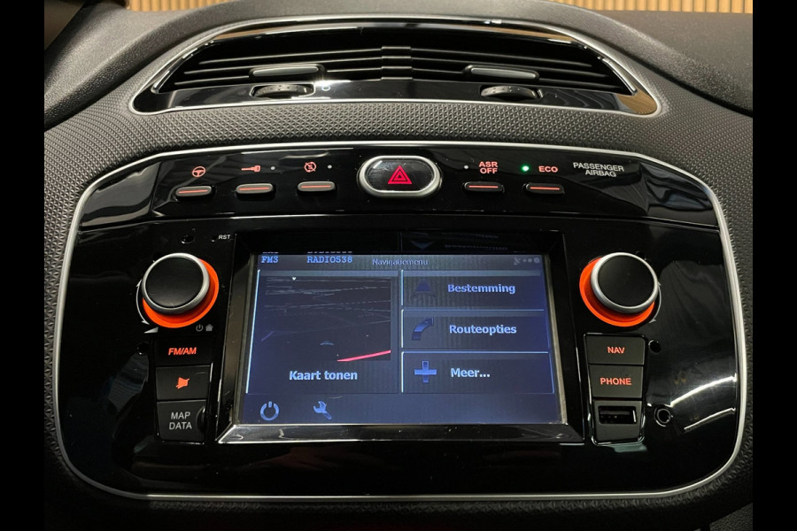 Fiat Punto Evo 0.9 TwinAir Sempre|UNIEK, KMS NAP|NAVIGATIE|CRUISE CONTROL|CLIMATE CONTROL|PDC-A|NL-AUTO|NETTE AUTO|2E EIGENAAR|