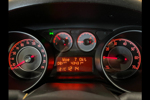 Fiat Punto Evo 0.9 TwinAir Sempre|UNIEK, KMS NAP|NAVIGATIE|CRUISE CONTROL|CLIMATE CONTROL|PDC-A|NL-AUTO|NETTE AUTO|2E EIGENAAR|