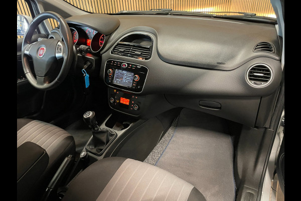 Fiat Punto Evo 0.9 TwinAir Sempre|UNIEK, KMS NAP|NAVIGATIE|CRUISE CONTROL|CLIMATE CONTROL|PDC-A|NL-AUTO|NETTE AUTO|2E EIGENAAR|