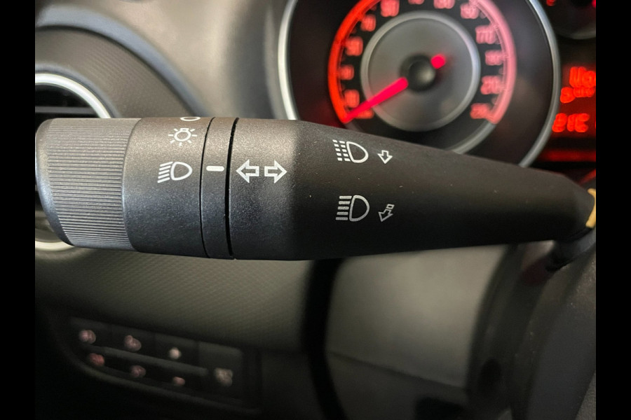 Fiat Punto Evo 0.9 TwinAir Sempre|UNIEK, KMS NAP|NAVIGATIE|CRUISE CONTROL|CLIMATE CONTROL|PDC-A|NL-AUTO|NETTE AUTO|2E EIGENAAR|