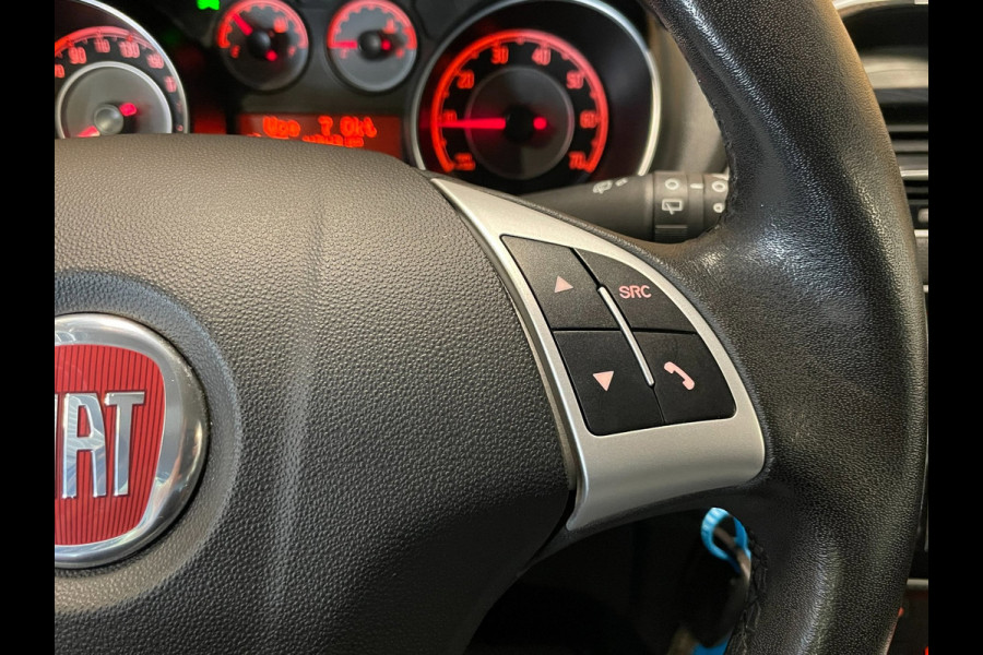 Fiat Punto Evo 0.9 TwinAir Sempre|UNIEK, KMS NAP|NAVIGATIE|CRUISE CONTROL|CLIMATE CONTROL|PDC-A|NL-AUTO|NETTE AUTO|2E EIGENAAR|