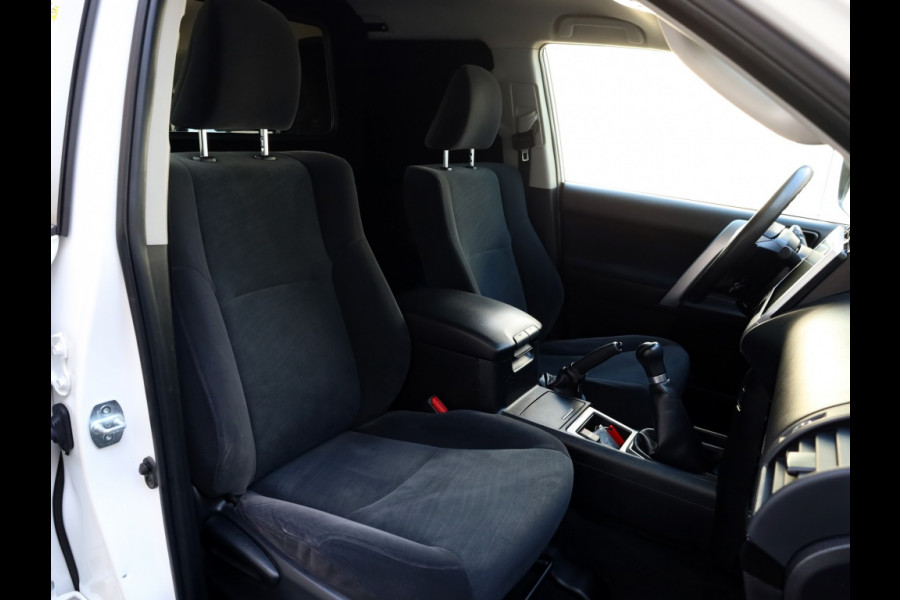 Toyota Land Cruiser 2.8 D-4D Co. Blind Van | Apple Carplay/Android Auto | Lier | 204 PK