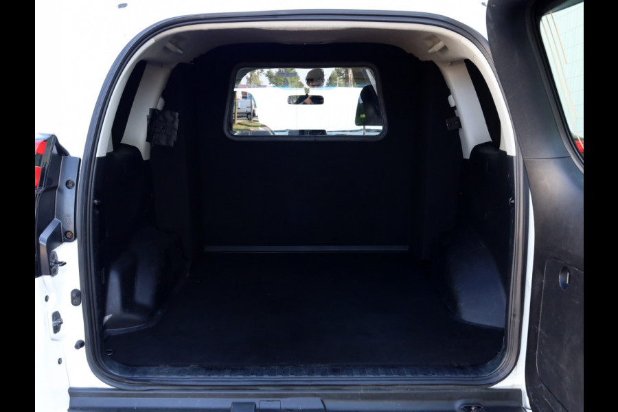 Toyota Land Cruiser 2.8 D-4D Co. Blind Van | Apple Carplay/Android Auto | Lier | 204 PK