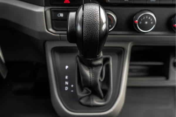 Volkswagen Crafter L3H3 | 140 PK | Automaat | Carplay | Camera | Adapt.Cruise | Trekhaak 3.0T