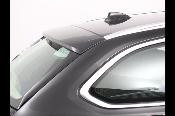 BMW 5 Serie Touring 530e High Executive Automaat SoH 88% Trekhaak Leder Navigatie Camera Adaptive Cruise Control Apple Carplay Android Auto Elektrisch Verstelbare Stoelen Stoelverwarming Climate Control Lichtmetalen velgen