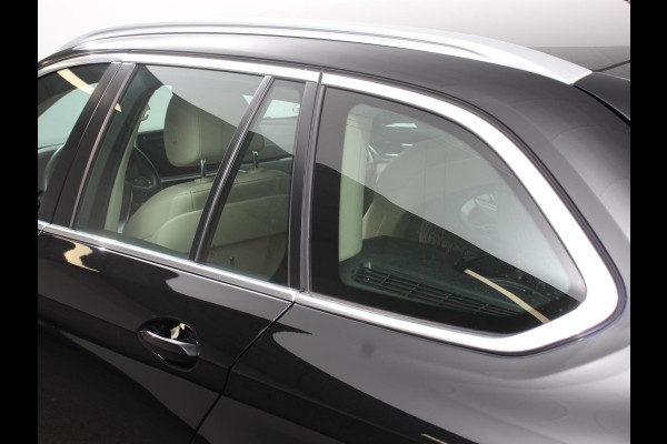 BMW 5 Serie Touring 530e High Executive Automaat SoH 88% Trekhaak Leder Navigatie Camera Adaptive Cruise Control Apple Carplay Android Auto Elektrisch Verstelbare Stoelen Stoelverwarming Climate Control Lichtmetalen velgen