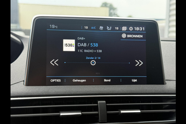 Peugeot 5008 1.2 PureTech Allure 7-Zits|2e Eigenaar|Navi|Camera|D-riem vv in 2024|Cliam|Cruise|i-Cockpit|Carplay|N.A.P|APK tot 08-2027
