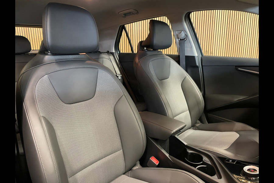 Kia Niro 1.6 GDi Hybrid DynamicLine|AFNEEMBARE TREKHAAK|ALL-SEASON BANDEN|LEDER|ACC|APPLE CARPLAY|CAMERA|NAP|NL-AUTO|1e EIGENAAR|