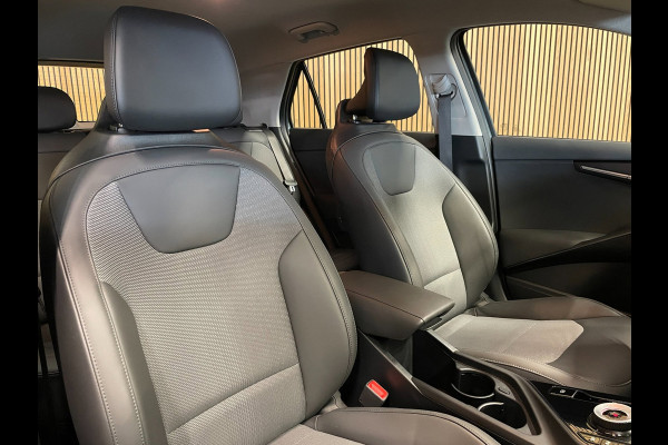 Kia Niro 1.6 GDi Hybrid DynamicLine|AFNEEMBARE TREKHAAK|ALL-SEASON BANDEN|LEDER|ACC|APPLE CARPLAY|CAMERA|NAP|NL-AUTO|1e EIGENAAR|
