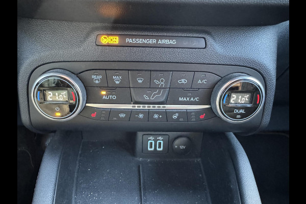 Ford Kuga 1.5 EcoBoost ST-Line 150pk | Trekhaak Wegklapbaar | Winter Pack | Navigatie | 1.800kg Trekgewicht | Elek. Achterklep