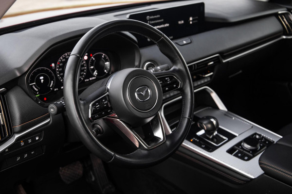 Mazda CX-60 2.5 e-SkyActiv PHEV Homura Plus PANORAMA / 360 CAMERA / STOELVERWARMING + KOELING / CARPLAY / ADAPTIVE CRUISE