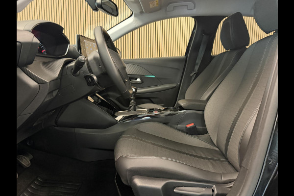 Peugeot 208 1.2 PureTech 100PK Allure | Carplay | LED | Camera | Stoelverw. | Incl. garantie