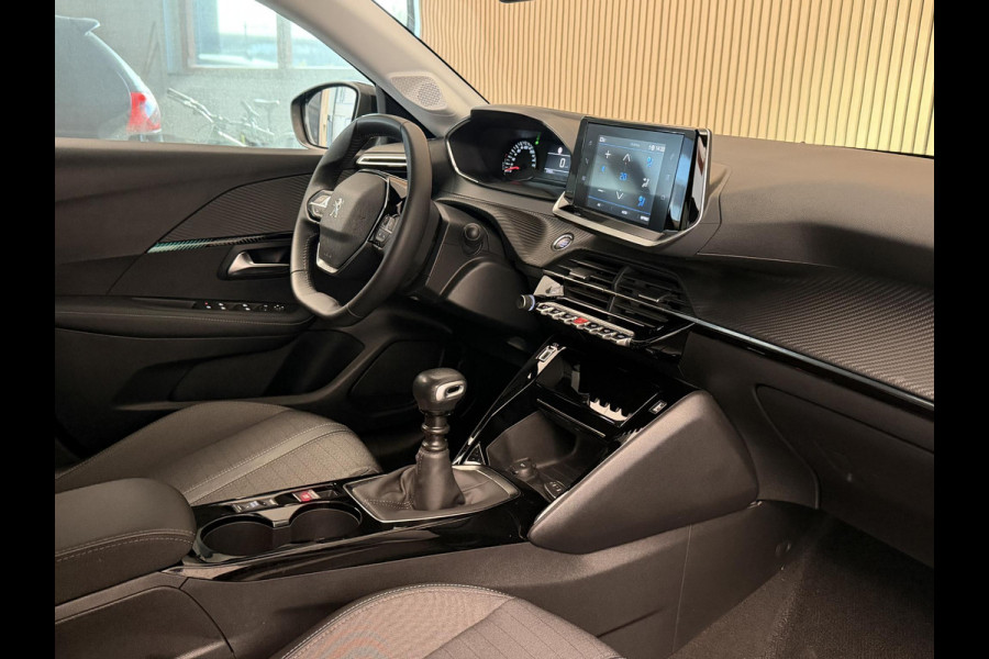 Peugeot 208 1.2 PureTech 100PK Allure | Carplay | LED | Camera | Stoelverw. | Incl. garantie