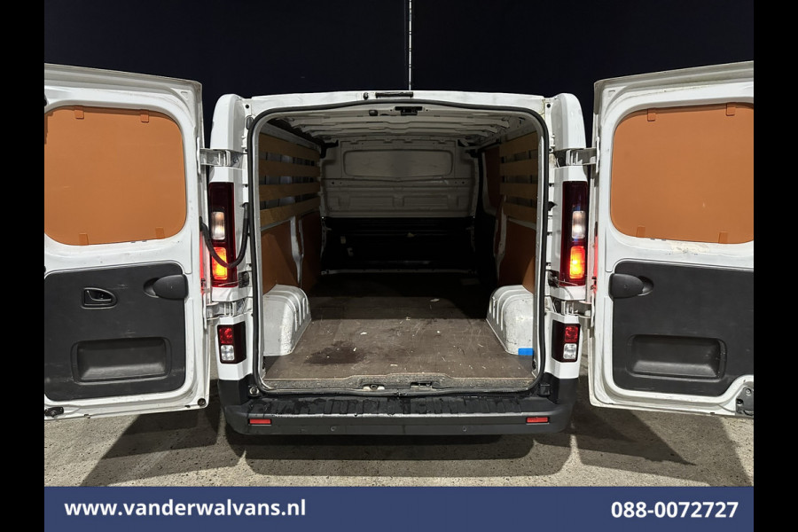 Renault Trafic 2.0 dCi 131pk L2H1 Euro6 Airco | Navigatie | LED | Apple Carplay | Cruisecontrol | Parkeersensoren 2500kg trekvermogen, Bijrijdersbank