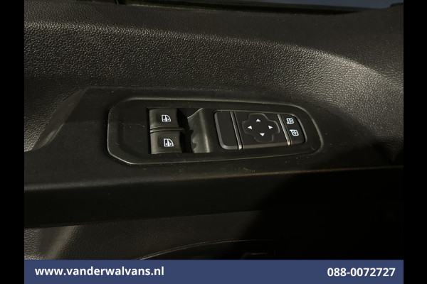 Renault Trafic 2.0 dCi 131pk L2H1 Euro6 Airco | Navigatie | LED | Apple Carplay | Cruisecontrol | Parkeersensoren 2500kg trekvermogen, Bijrijdersbank