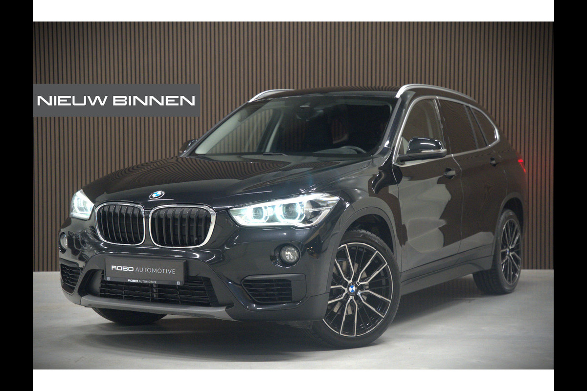 BMW X1 sDrive18i Executive Edition | Stoelverwarming | Head-Up Display | Cruise Control | Parkeersensoren | Navigatie | Keyless | LED | HIFI | Elektrische Achterklep | NAP | Automaat | Dealer Onderhouden
