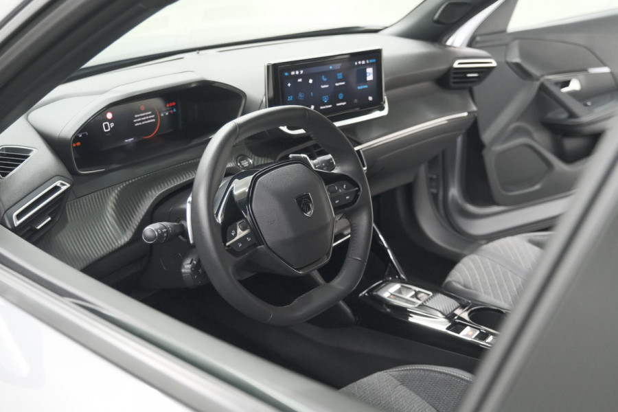 Peugeot 2008 PureTech 130 EAT8 Allure | 360 Camera | Adaptieve Cruise Control | Dodehoekdetectie
