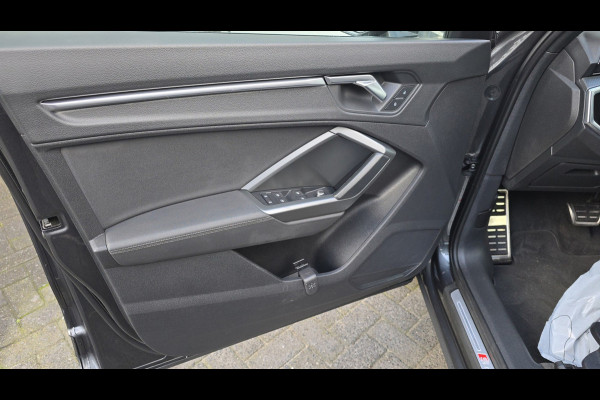 Audi Q3 35 TFSI Pro Line NIEUWE MODEL