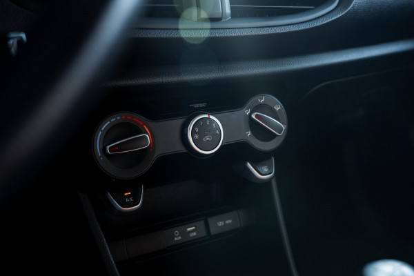 Kia Picanto 1.0 MPi GT-Line Edition I super zuinig I Carplay en camera I leer