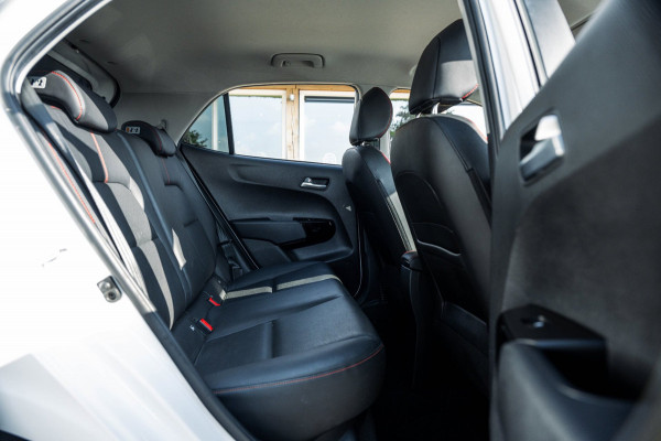 Kia Picanto 1.0 MPi GT-Line Edition I super zuinig I Carplay en camera I leer
