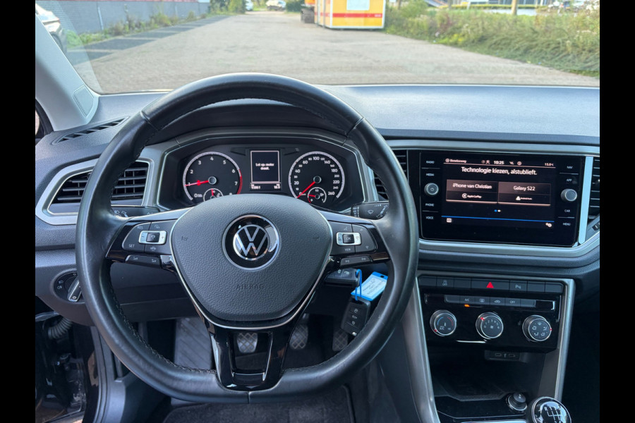 Volkswagen T-Roc 1.0 TSI Style / carplay / trekhaak