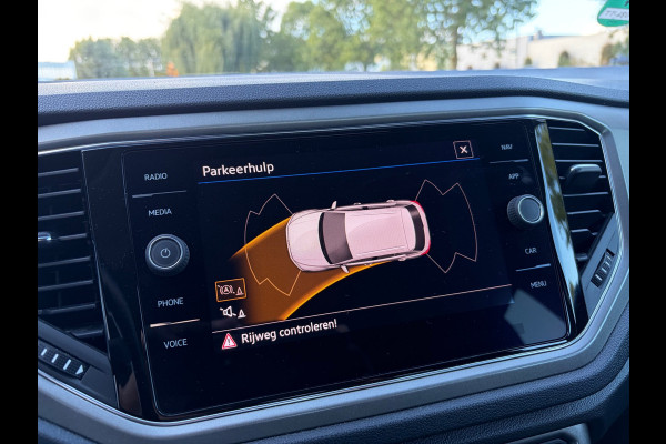 Volkswagen T-Roc 1.0 TSI Style / carplay / trekhaak